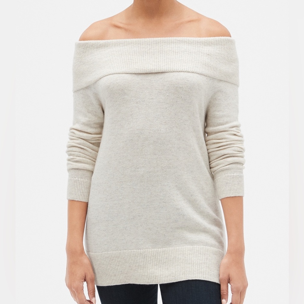 Gap women’s ribbed knit off the shoulder long sleeve sweater oatmeal size large